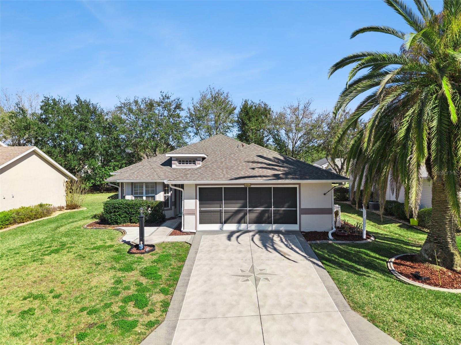 Image 3 of 93 For 26842 Forest Hills Street