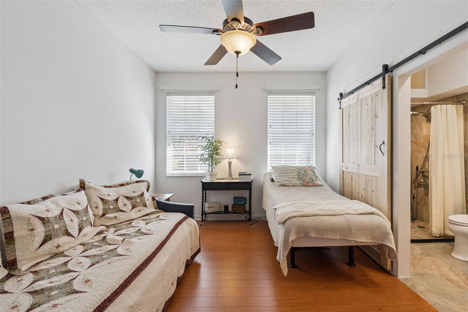 Image 36 of 93 For 26842 Forest Hills Street