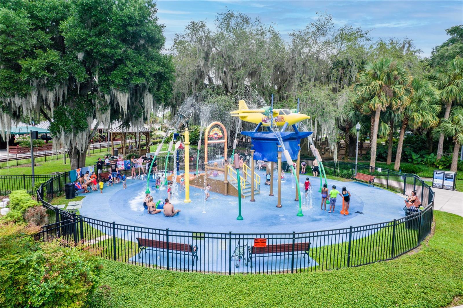 Image 30 of 31 For 30034 Tavares Ridge Boulevard 1