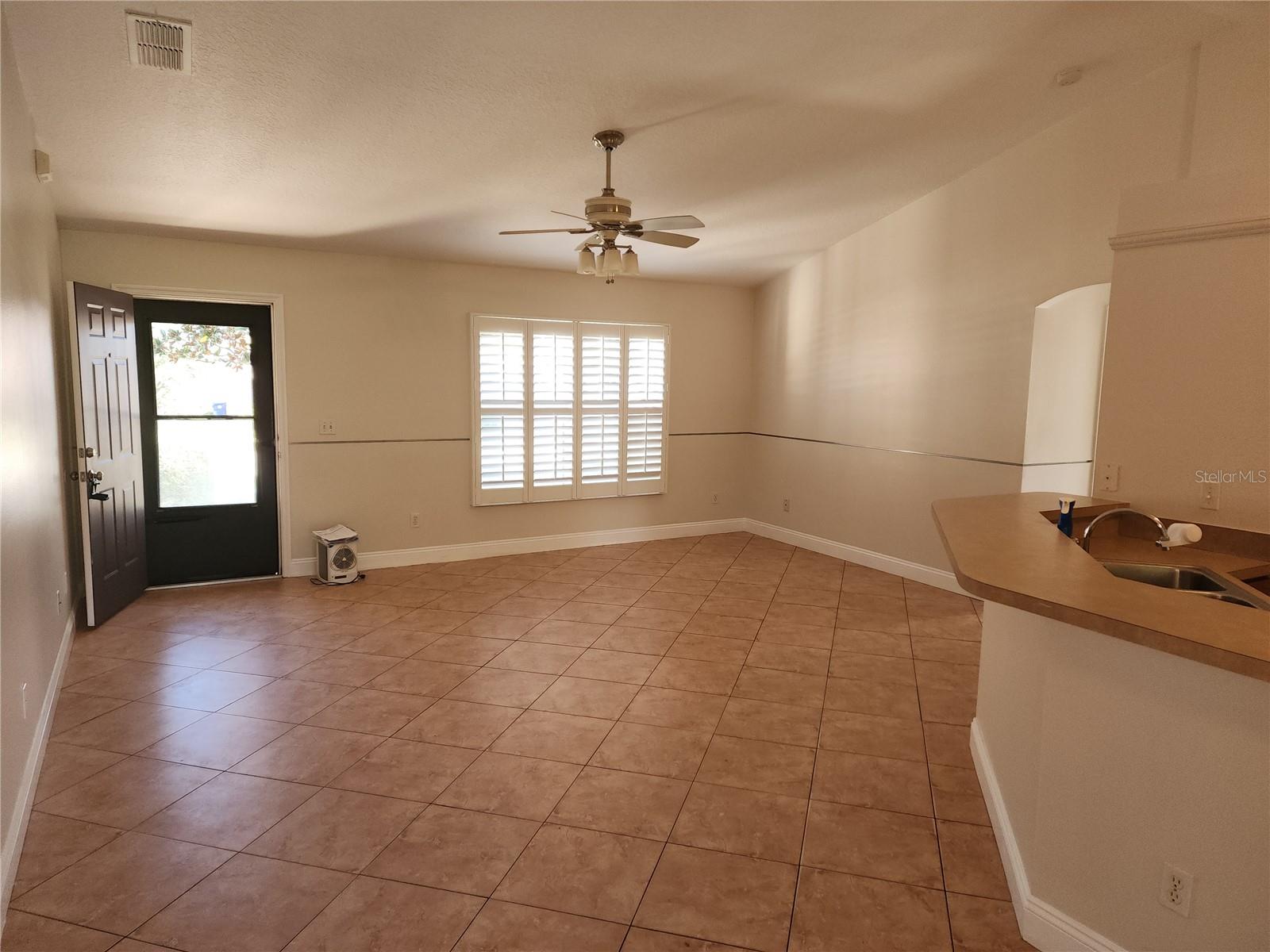 Image 2 of 12 For 130 Gentle Breeze Drive