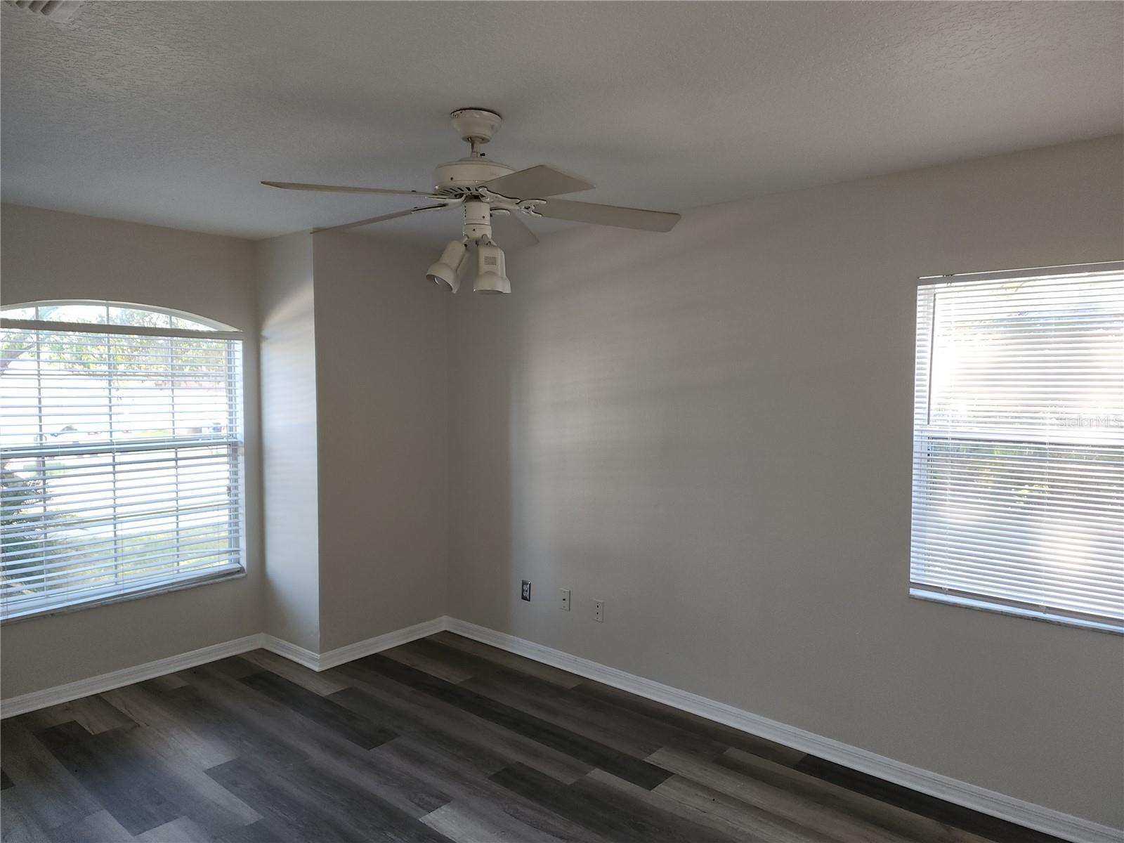 Image 7 of 12 For 130 Gentle Breeze Drive