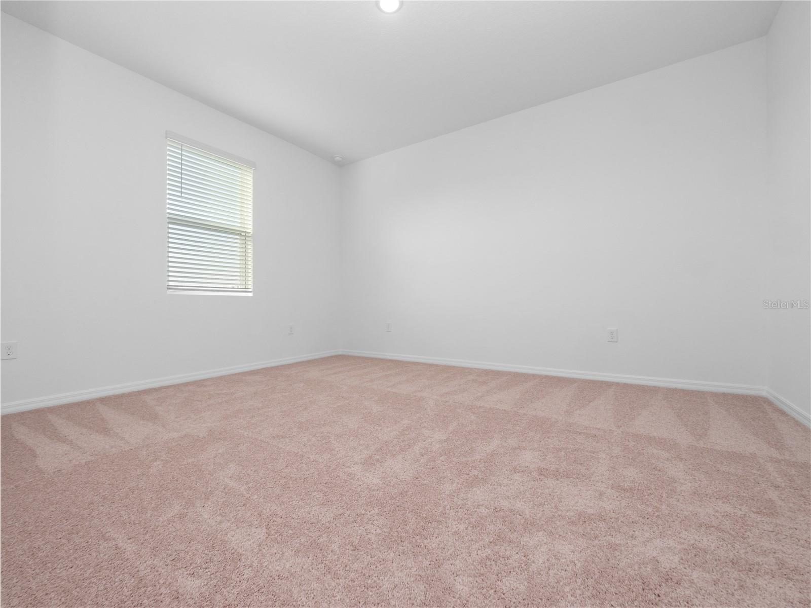 Image 15 of 27 For 329 Marion Loop