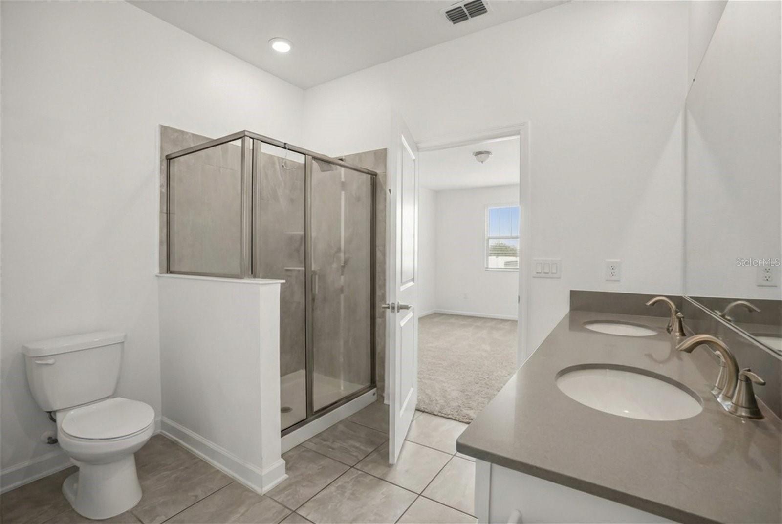 Image 9 of 28 For 2999 Addison Boulevard