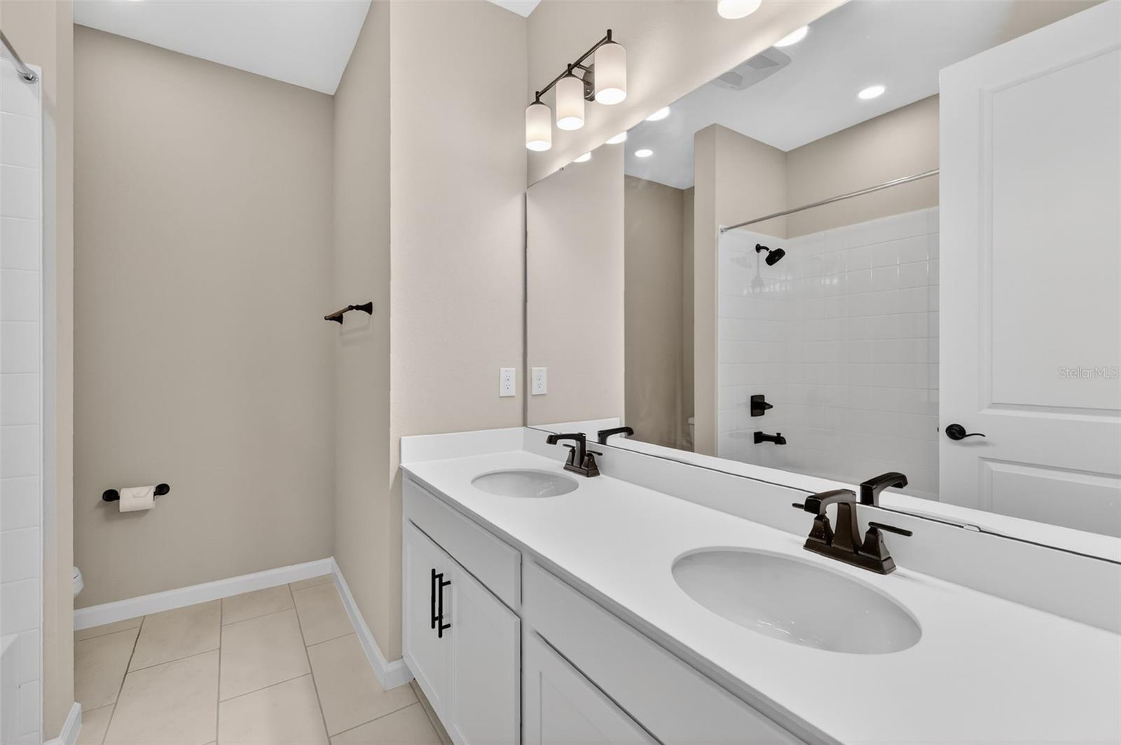 Image 23 of 32 For 3998 Bannock Avenue