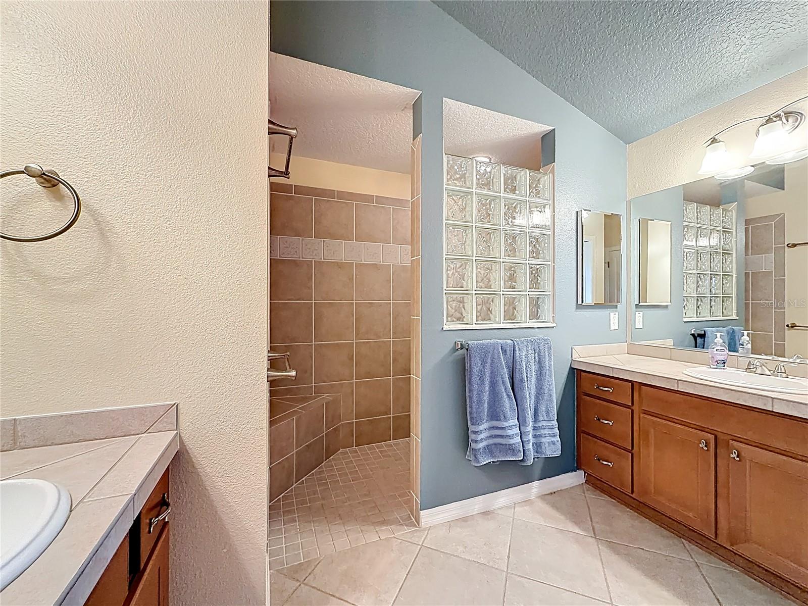 Image 35 of 42 For 2679 Lantana Avenue