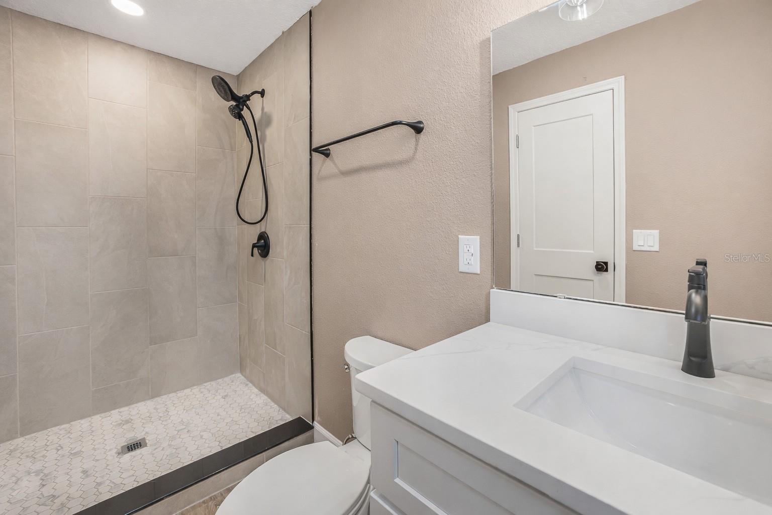 Image 10 of 24 For 761 Pearl Street