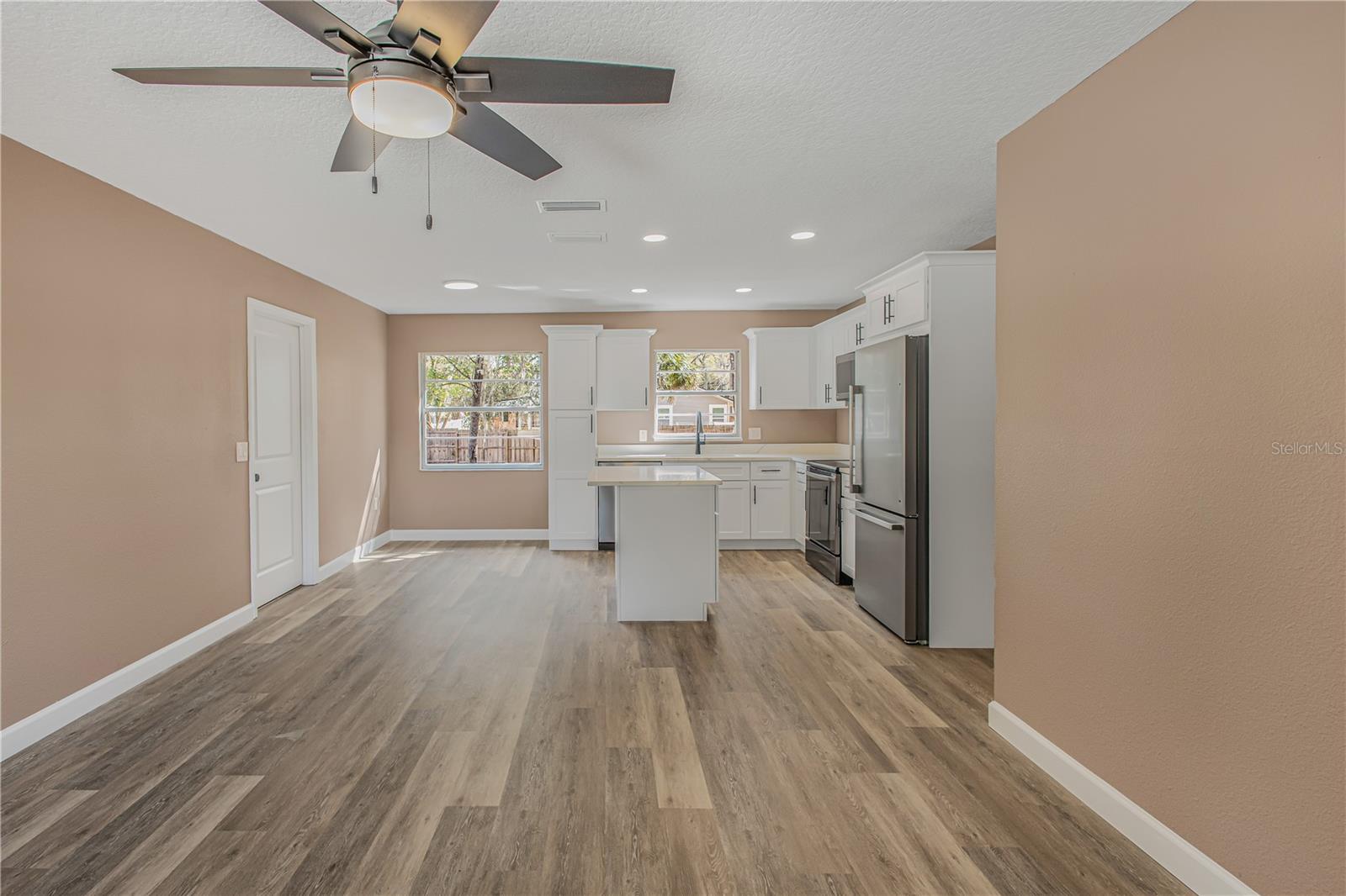 Image 3 of 24 For 761 Pearl Street