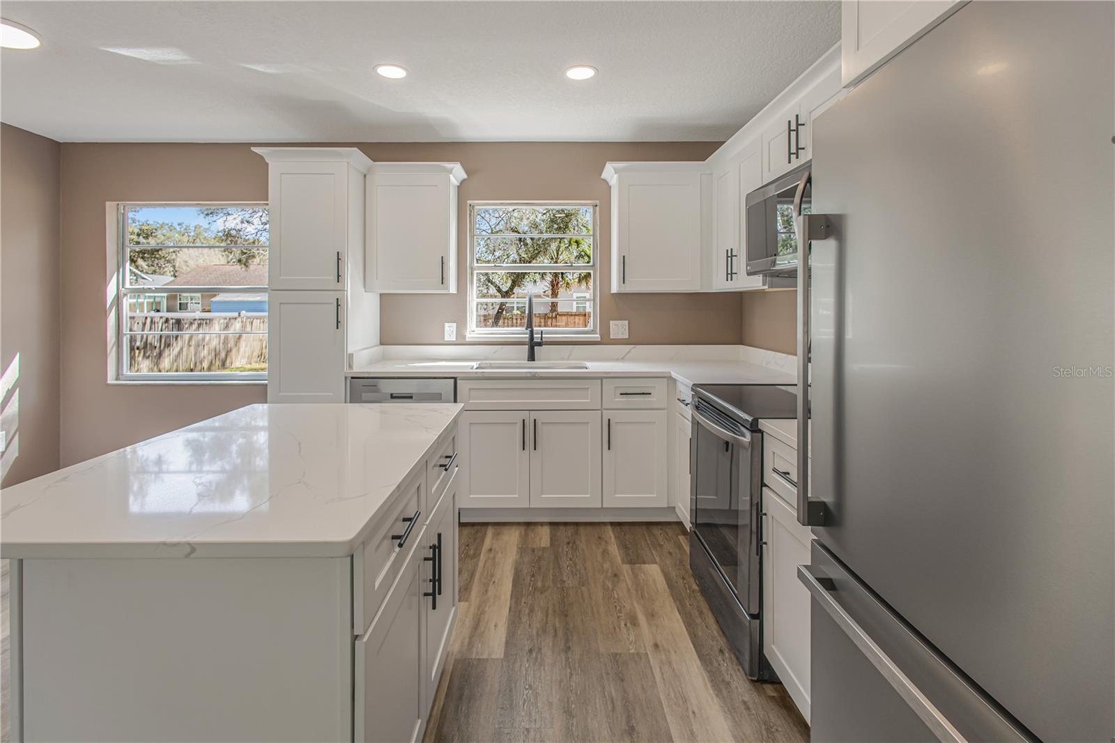 Image 5 of 24 For 761 Pearl Street