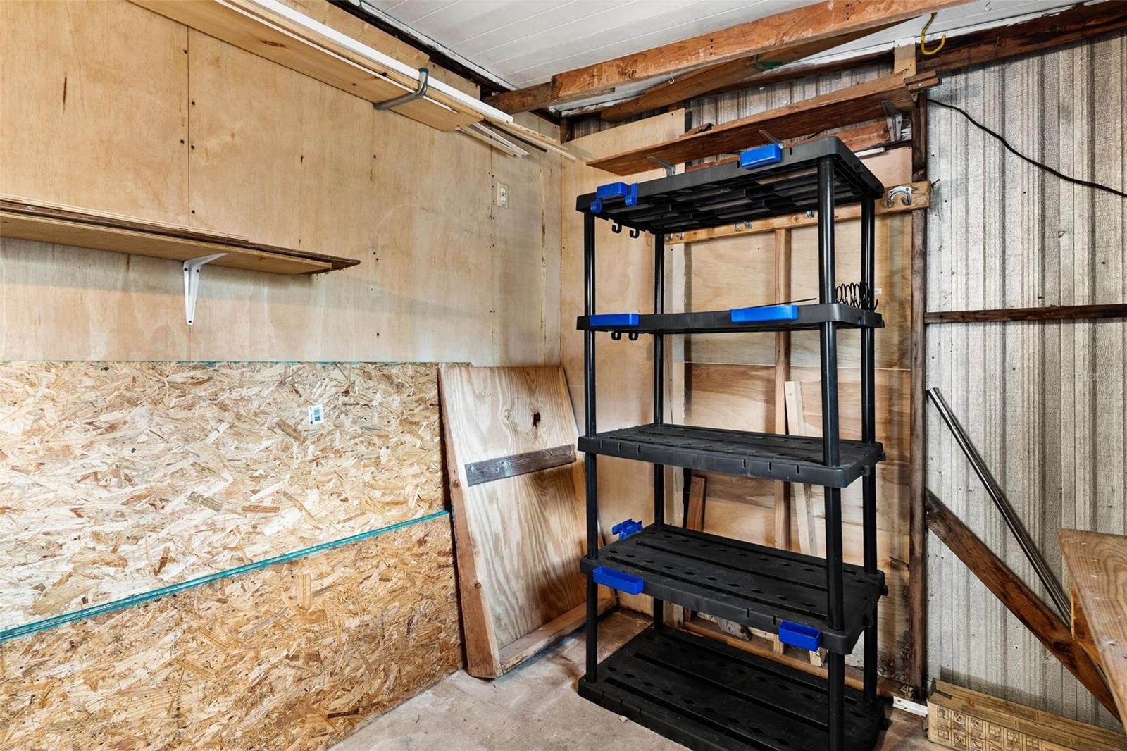 Image 39 of 53 For 304 Ivanhoe Circle