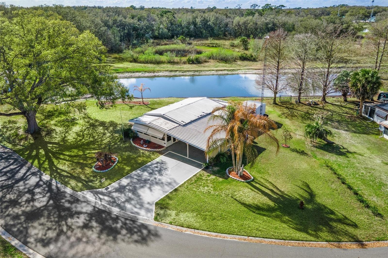 Image 4 of 53 For 304 Ivanhoe Circle