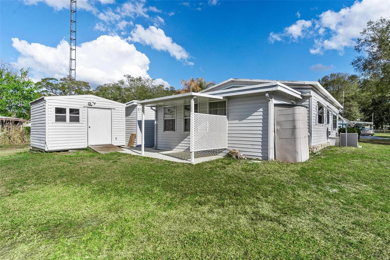 Image 42 of 53 For 304 Ivanhoe Circle