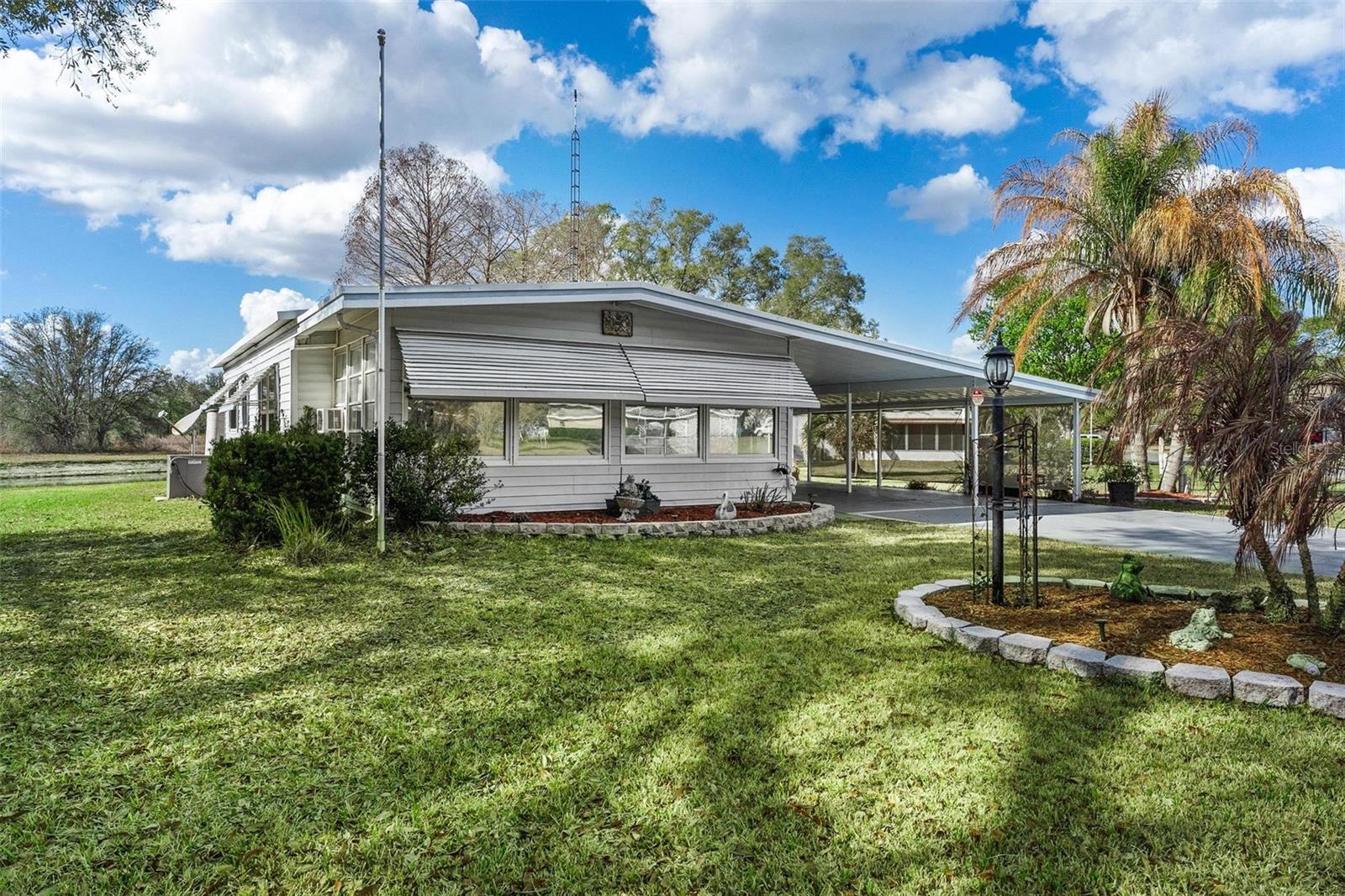 Image 5 of 53 For 304 Ivanhoe Circle