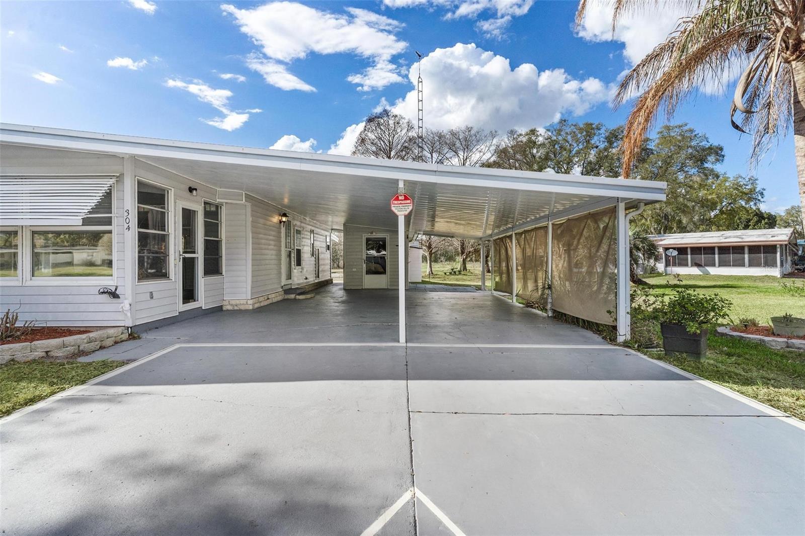 Image 7 of 53 For 304 Ivanhoe Circle