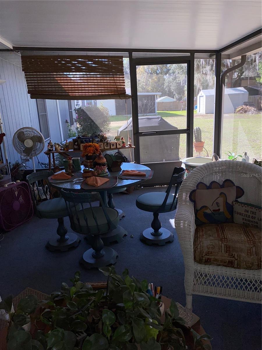 Image 18 of 21 For 1050 Cr 482d