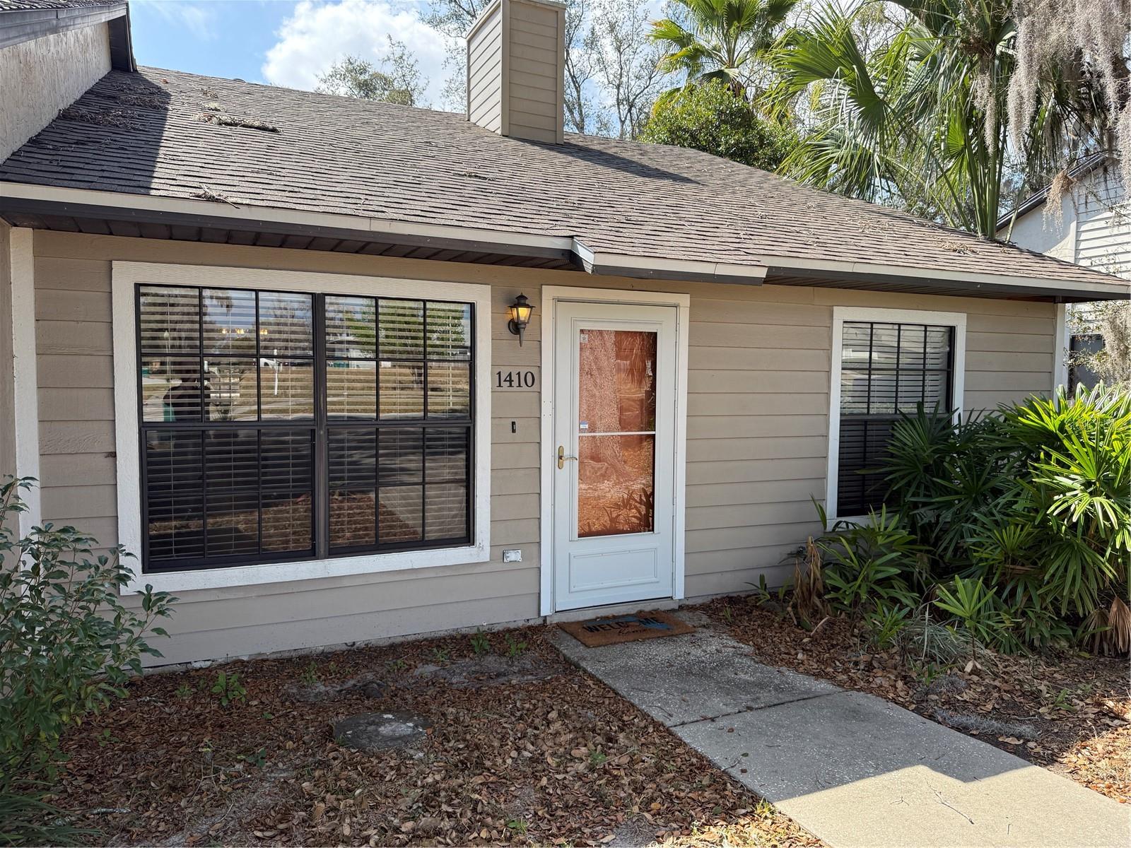 Image 2 of 24 For 1410 Plymouth Avenue