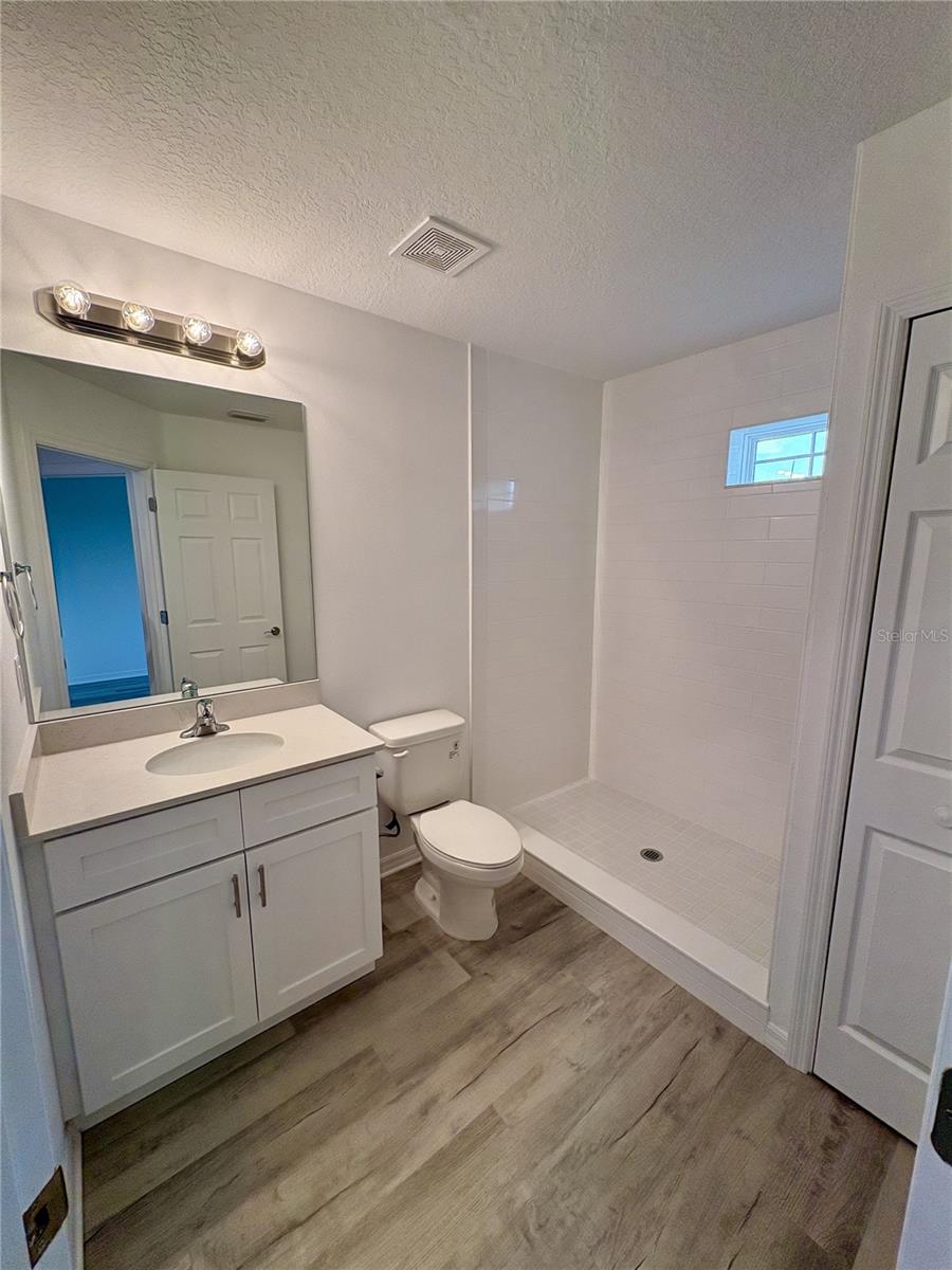 Image 10 of 11 For 2527 6th Avenue Drive E