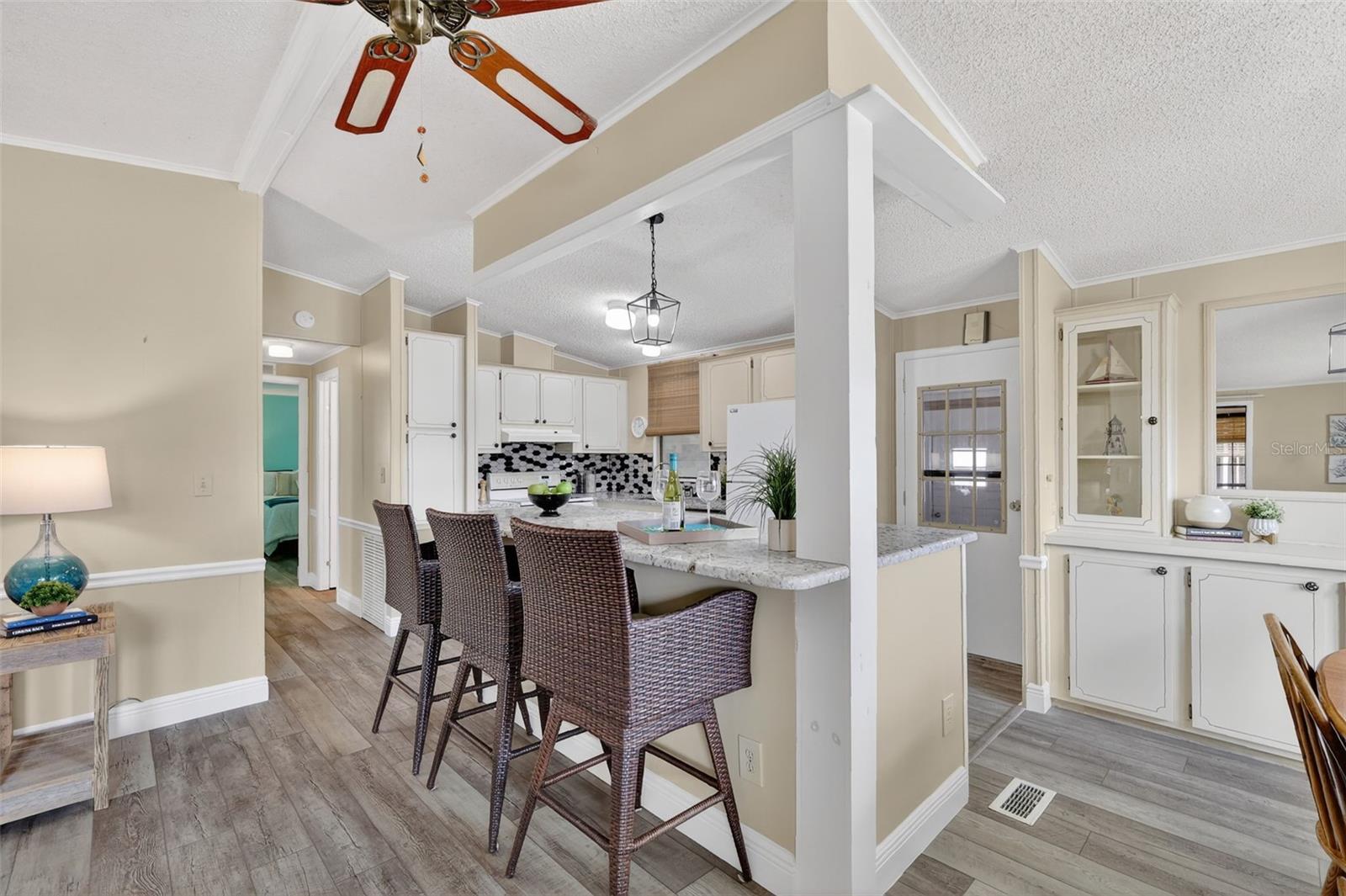 Image 10 of 43 For 953 Orchid Street