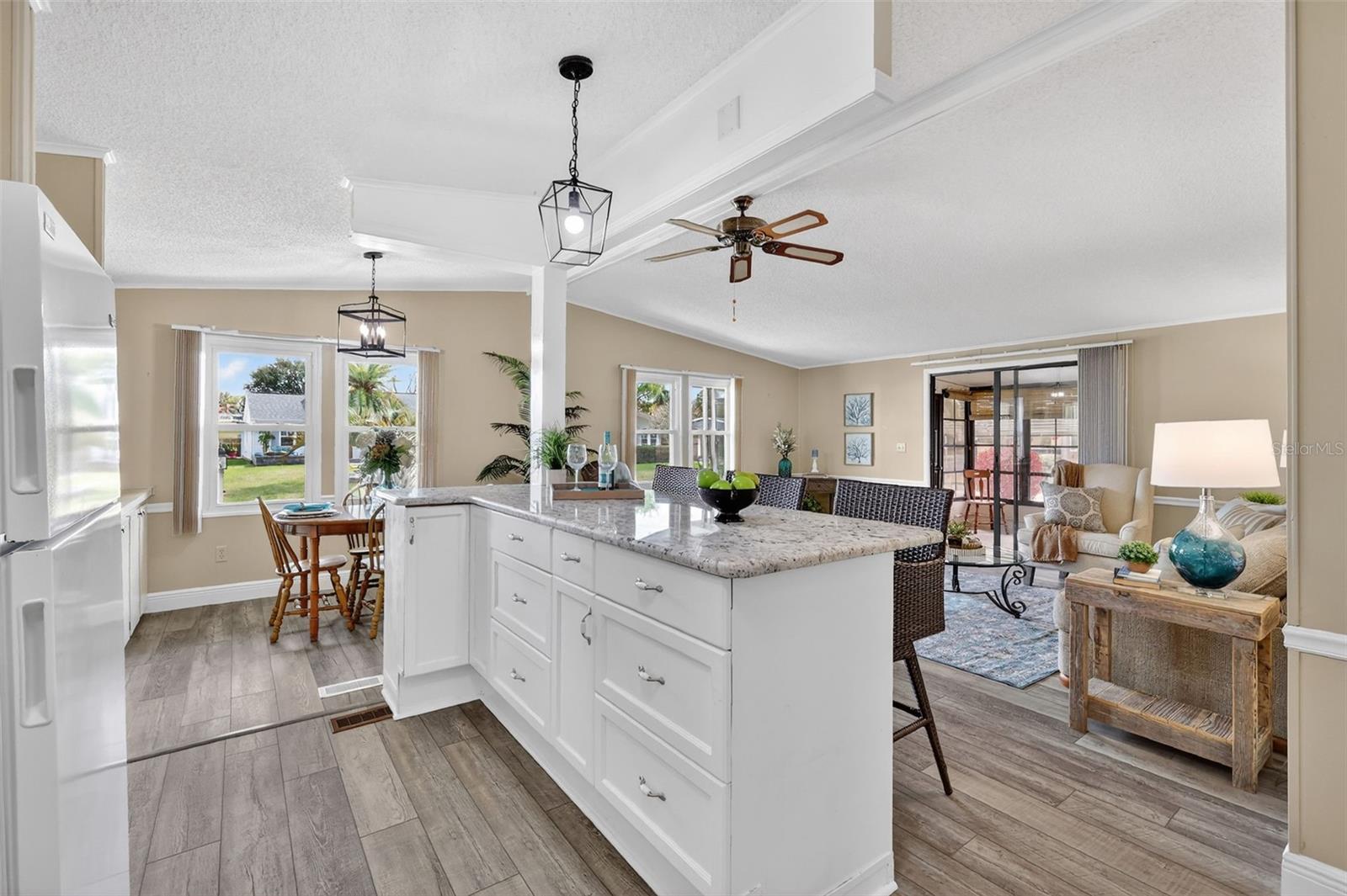 Image 14 of 43 For 953 Orchid Street