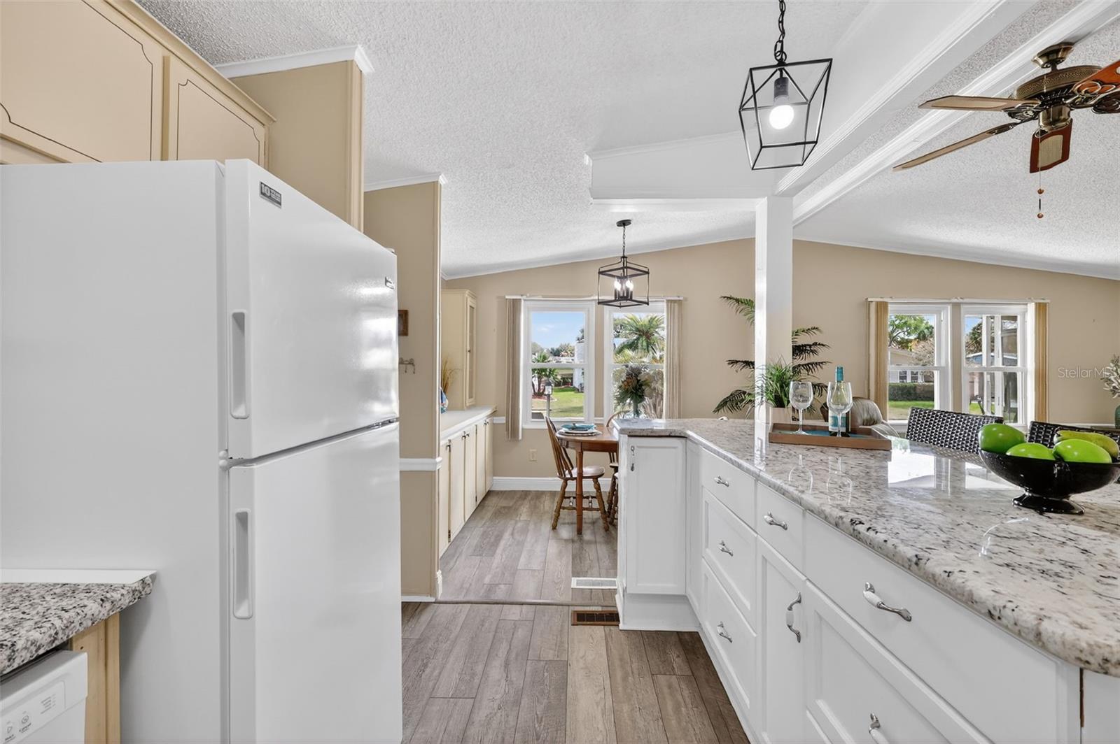 Image 15 of 43 For 953 Orchid Street