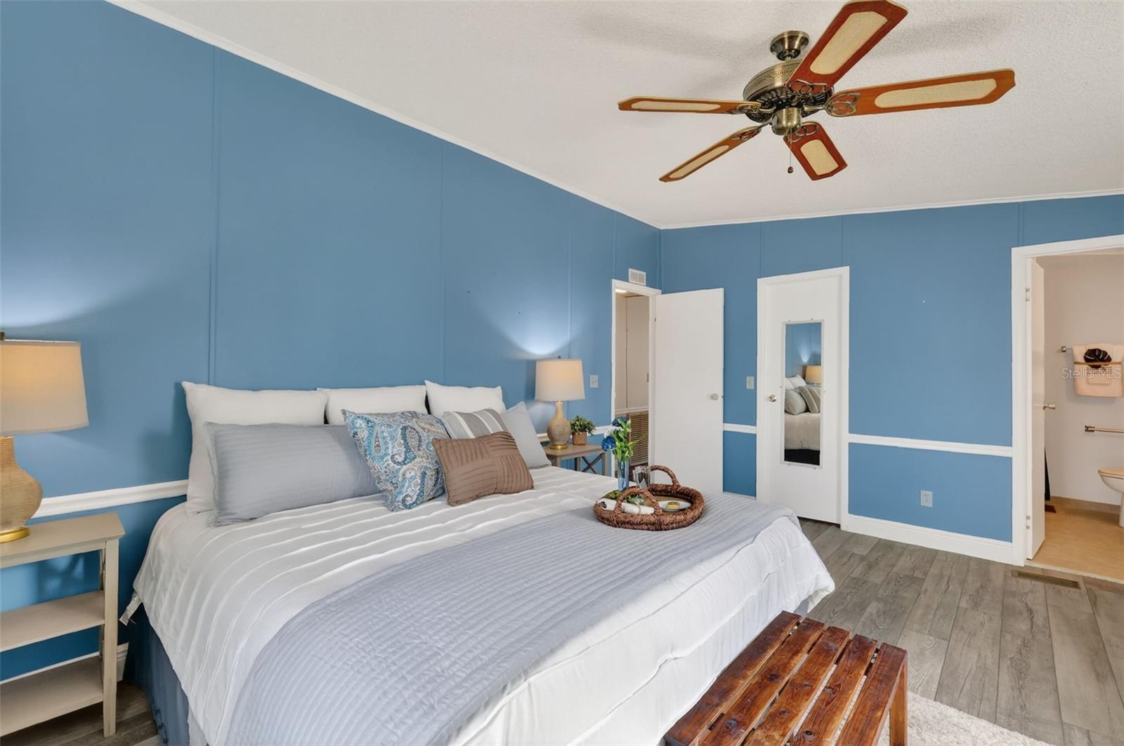 Image 19 of 43 For 953 Orchid Street