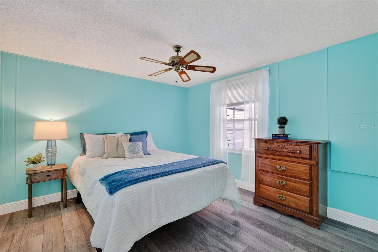 Image 23 of 43 For 953 Orchid Street