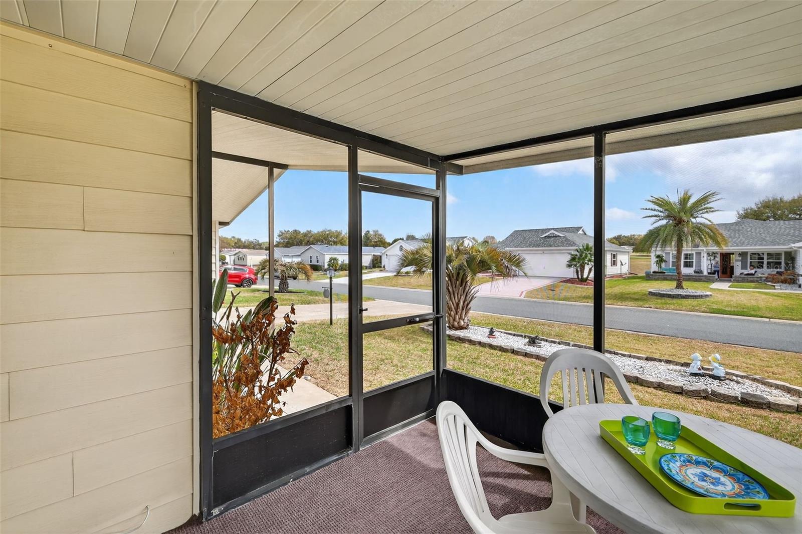 Image 29 of 43 For 953 Orchid Street