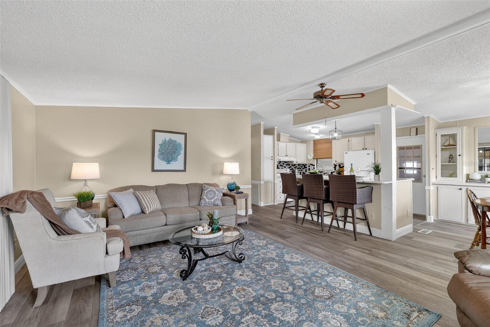 Image 3 of 43 For 953 Orchid Street