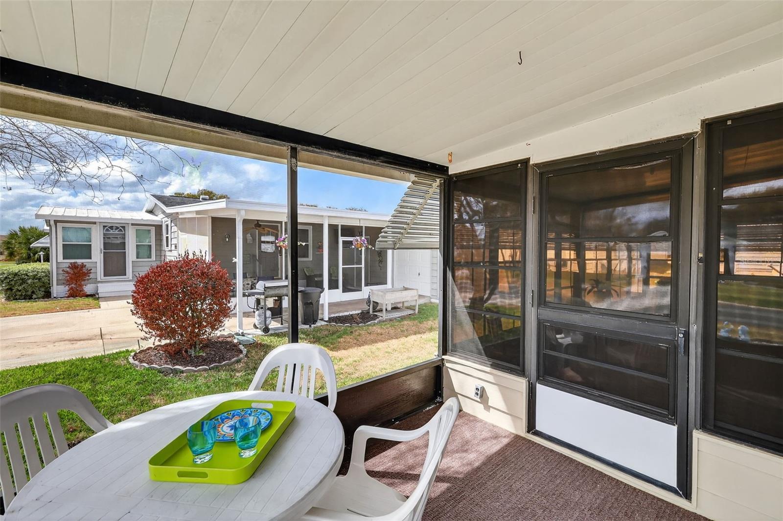 Image 30 of 43 For 953 Orchid Street