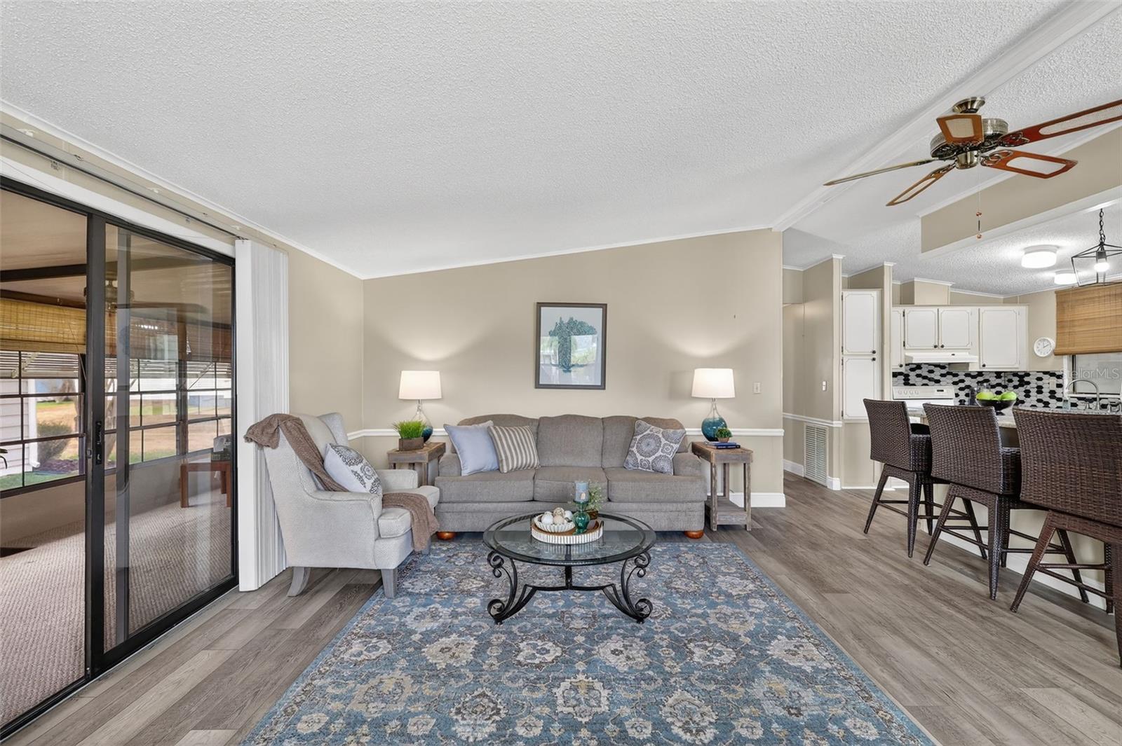 Image 4 of 43 For 953 Orchid Street