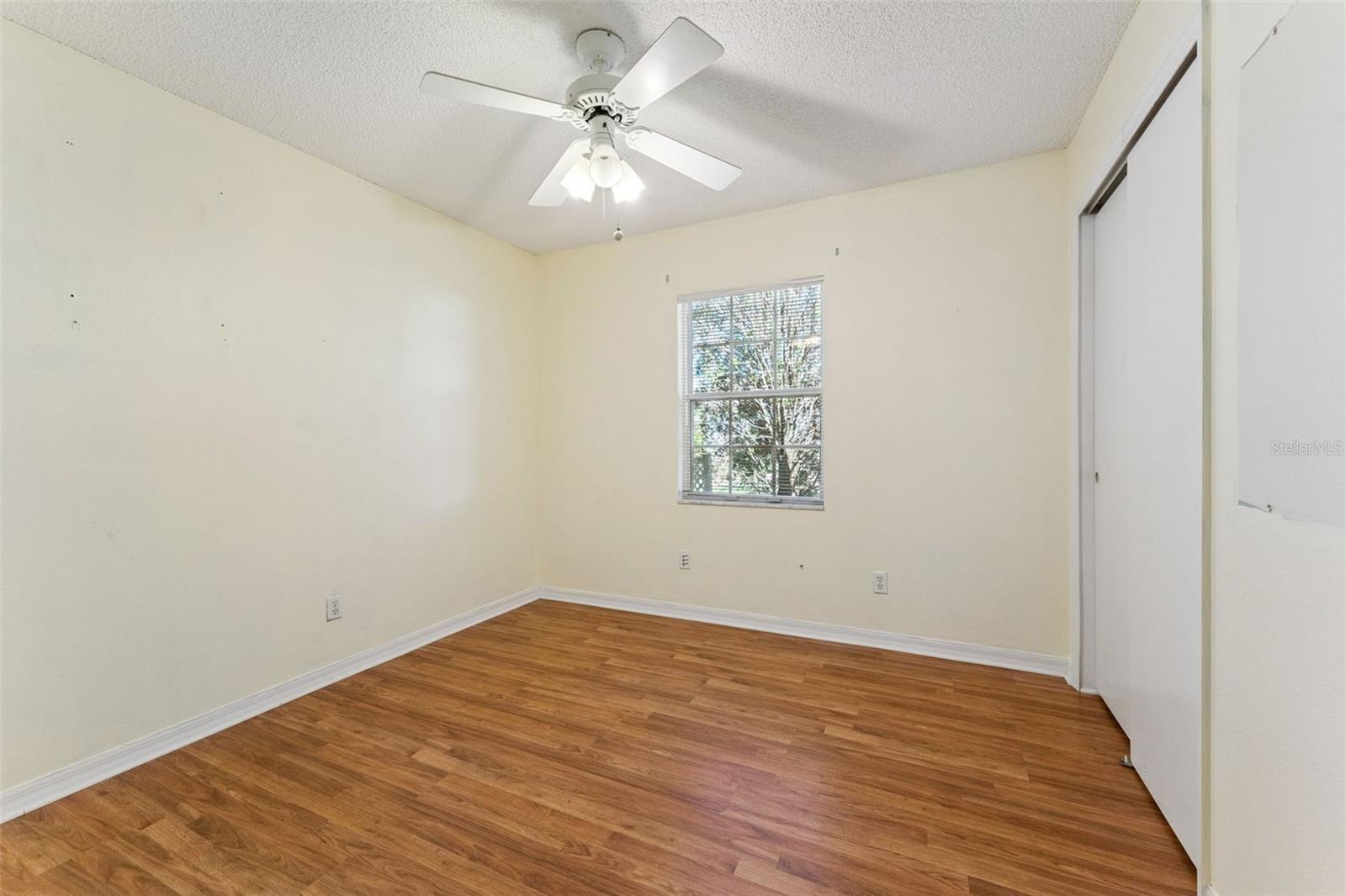 Image 23 of 93 For 27217 Racquet Circle