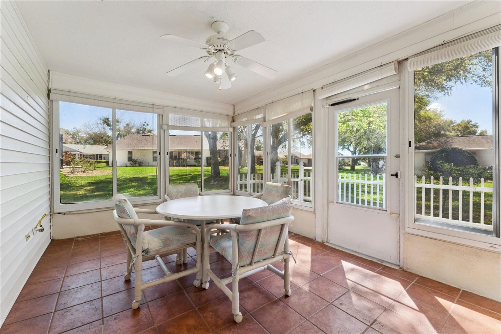 Image 29 of 93 For 27217 Racquet Circle