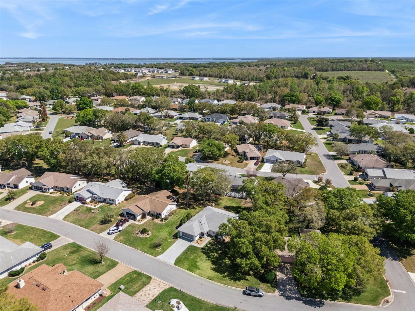 Image 49 of 93 For 27217 Racquet Circle