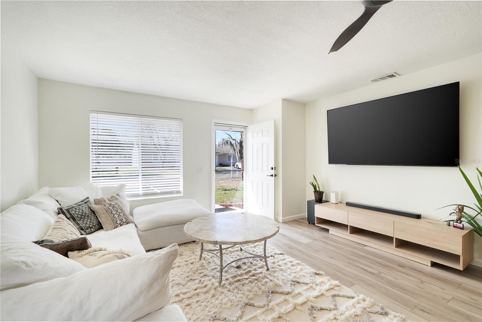 Image 5 of 31 For 30024 Tavares Ridge Boulevard 62