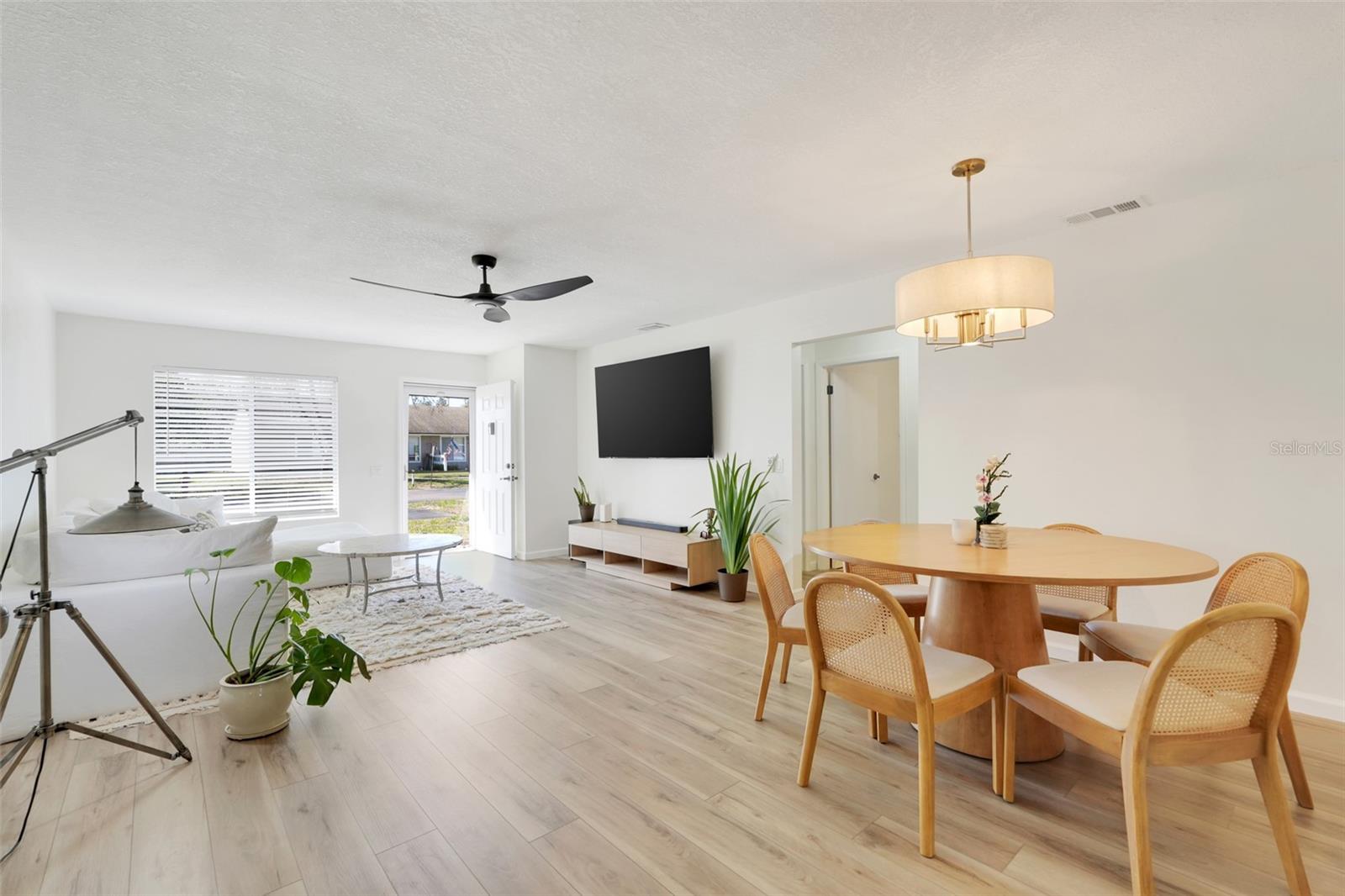 Image 7 of 31 For 30024 Tavares Ridge Boulevard 62