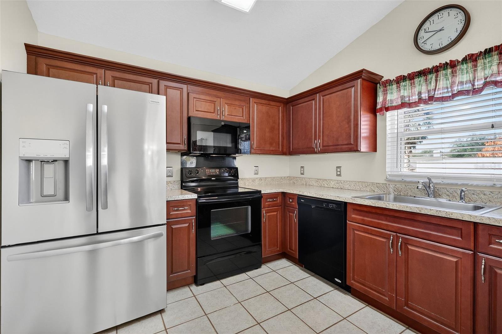 Image 10 of 27 For 959 Forest Hill Dr.