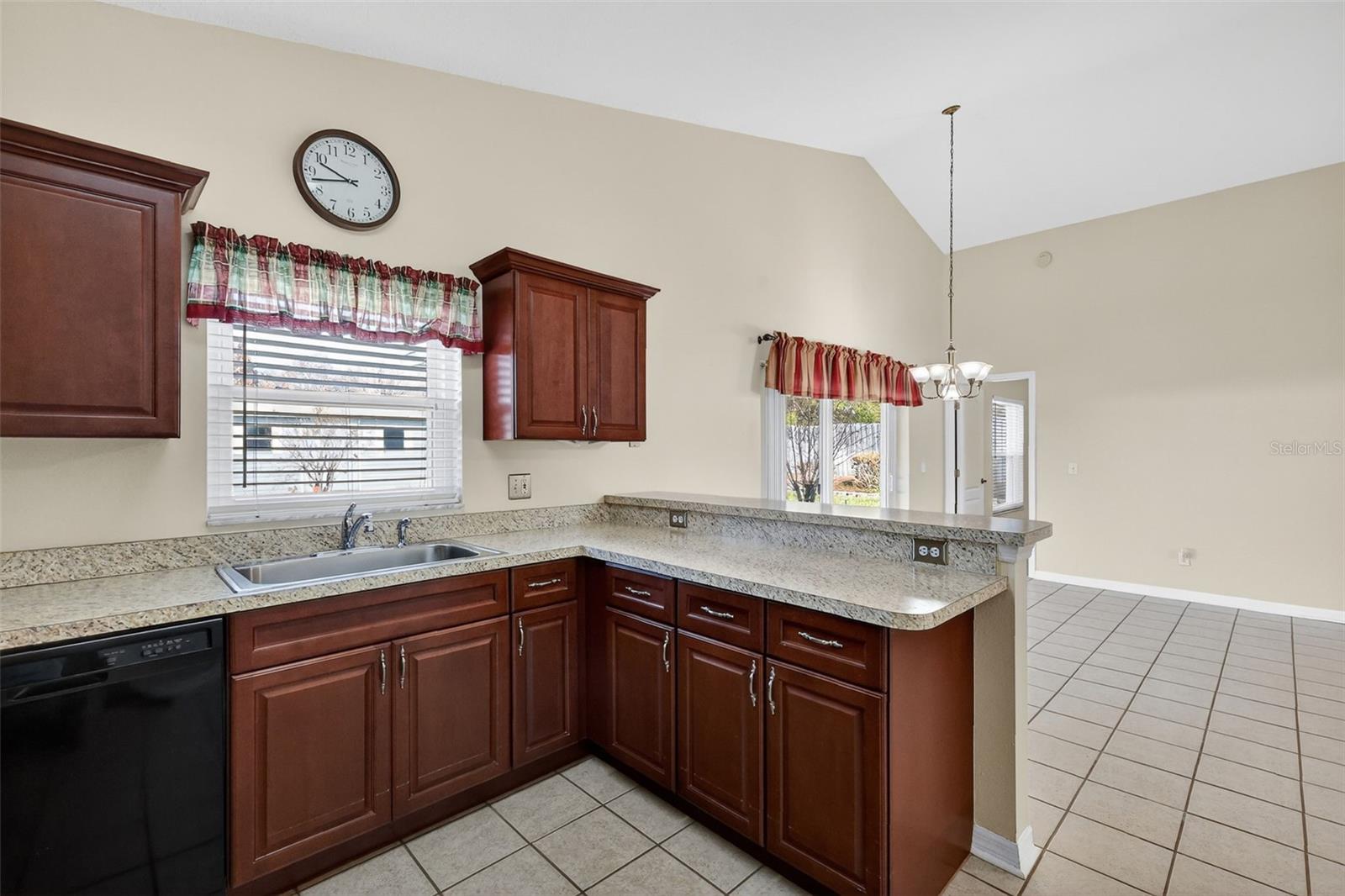 Image 11 of 27 For 959 Forest Hill Dr.