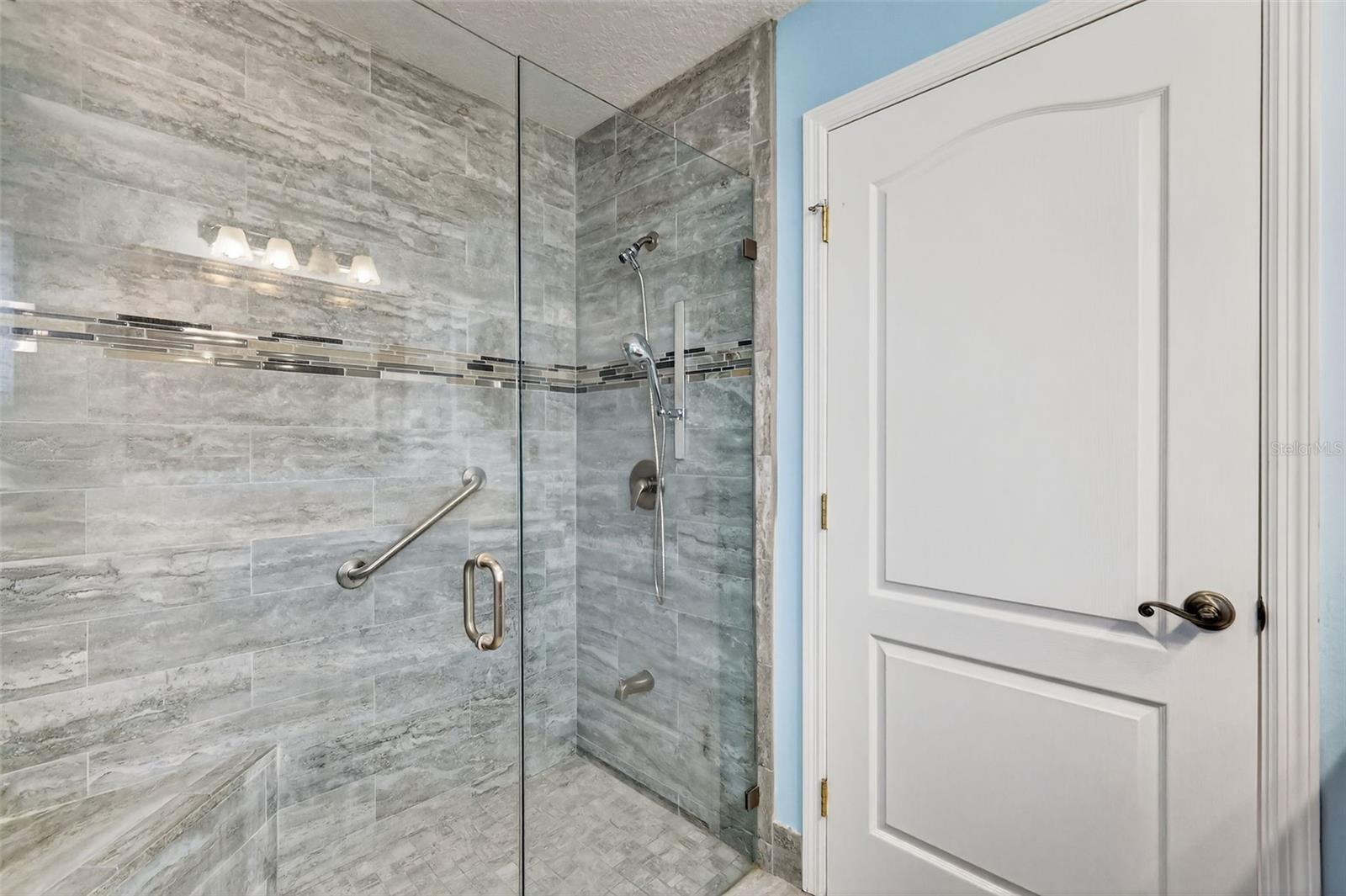 Image 14 of 27 For 959 Forest Hill Dr.