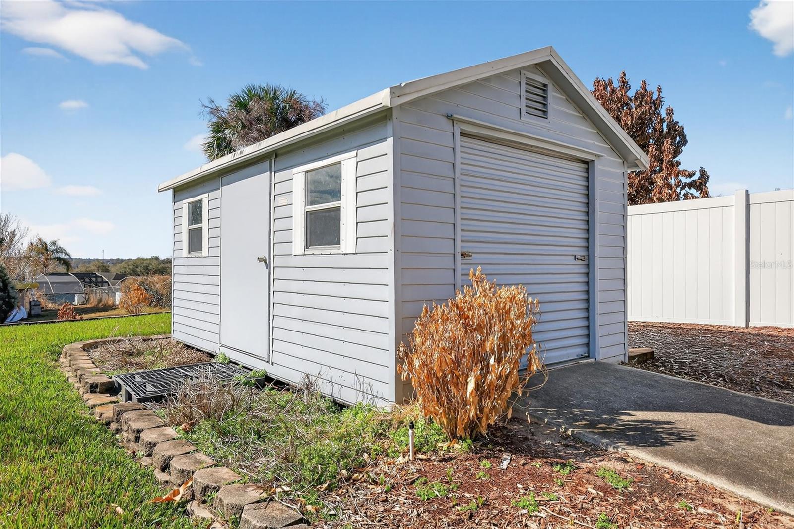 Image 23 of 27 For 959 Forest Hill Dr.