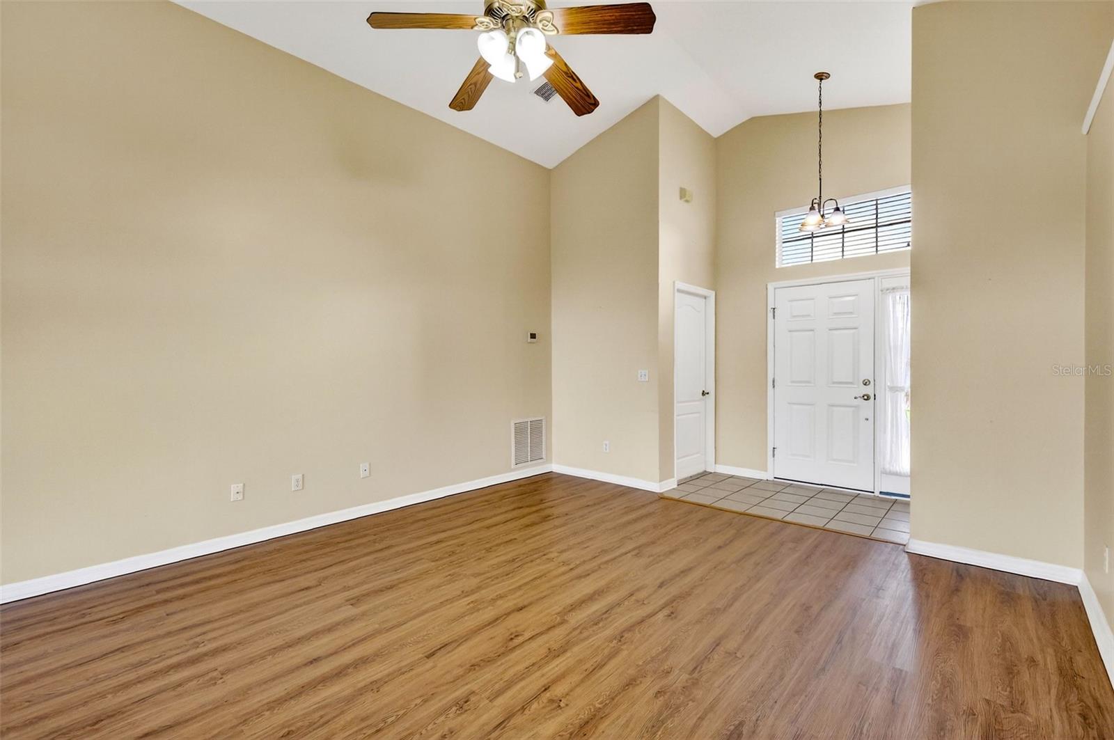 Image 6 of 27 For 959 Forest Hill Dr.