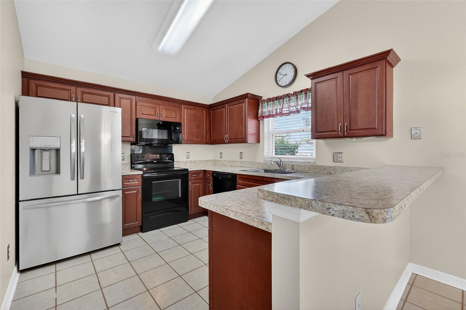 Image 9 of 27 For 959 Forest Hill Dr.