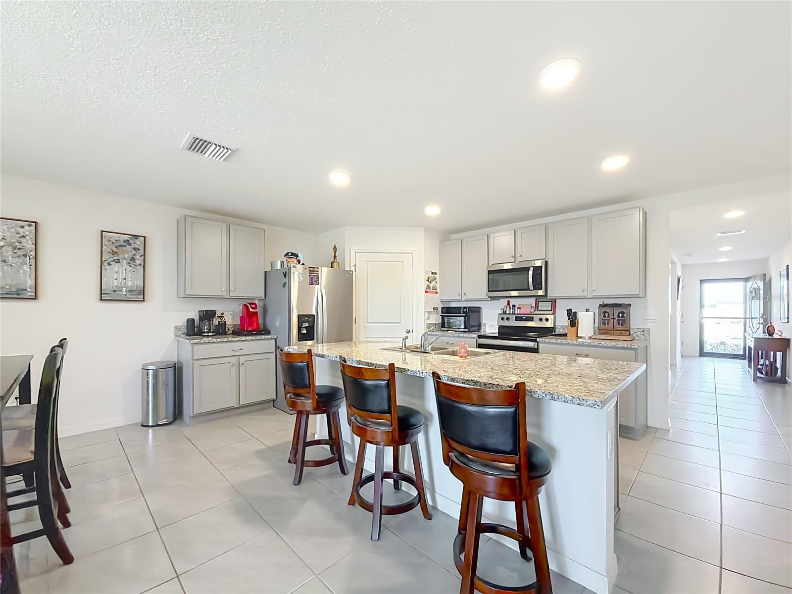 Image 12 of 35 For 662 Fairways View Drive