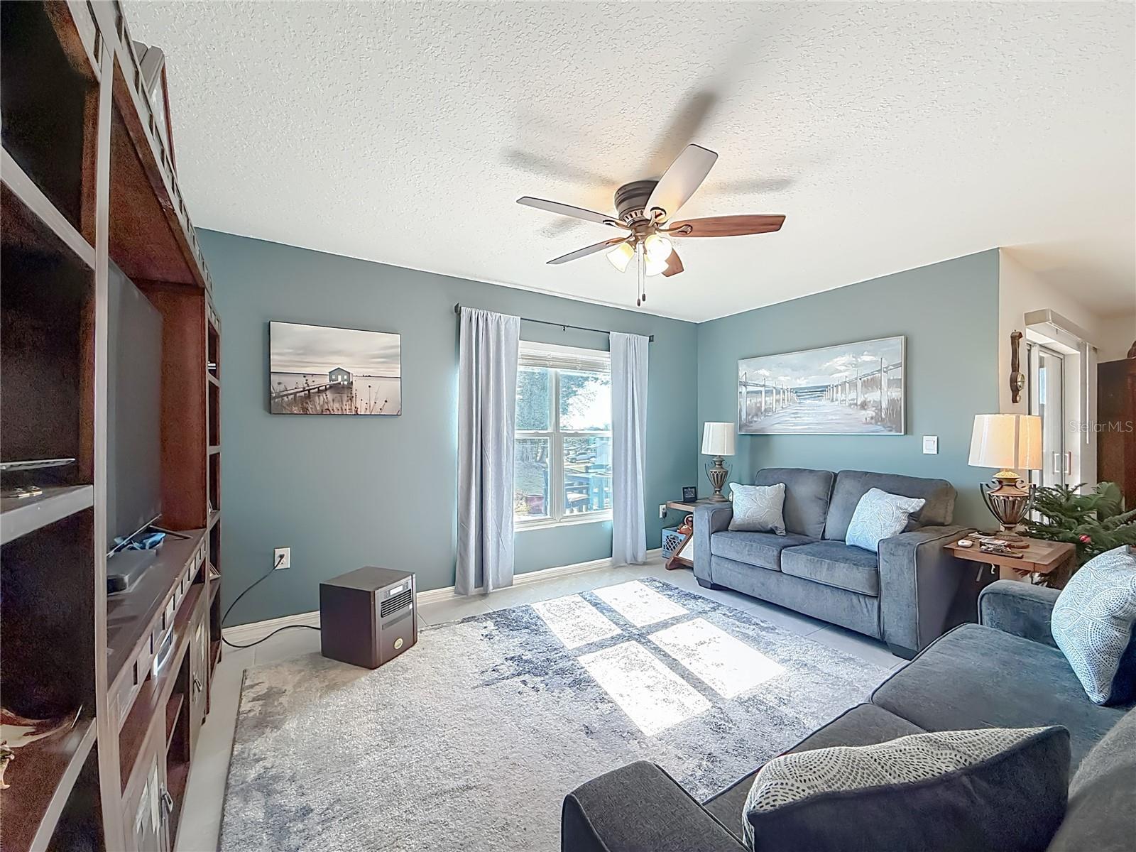 Image 19 of 35 For 662 Fairways View Drive