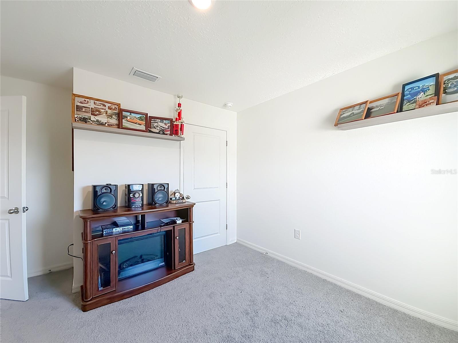 Image 26 of 35 For 662 Fairways View Drive