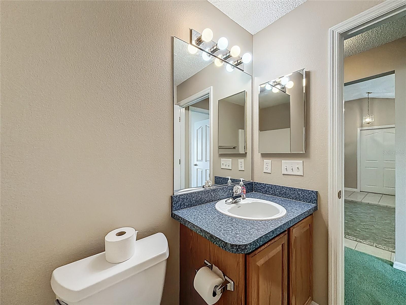 Listing photo id 28 for 2012 Enrique Drive