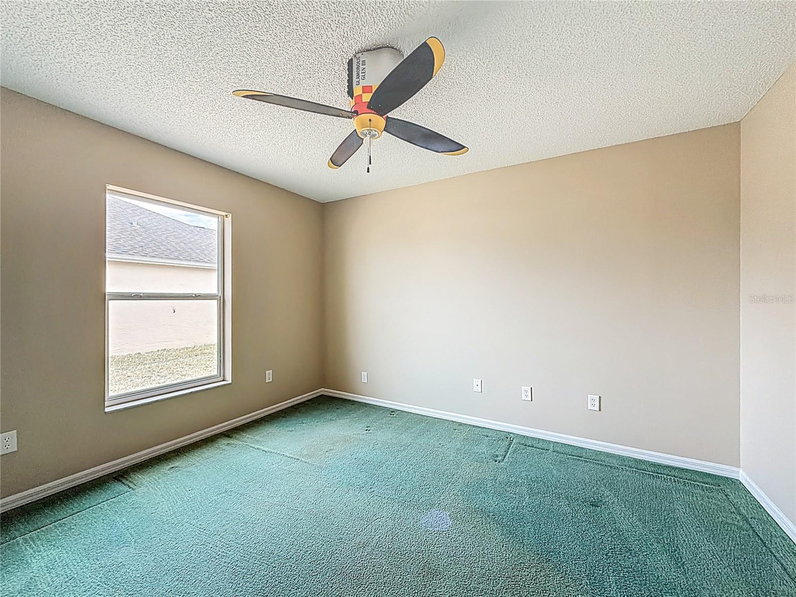 Listing photo id 29 for 2012 Enrique Drive