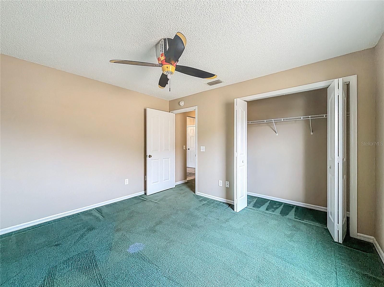 Listing photo id 31 for 2012 Enrique Drive