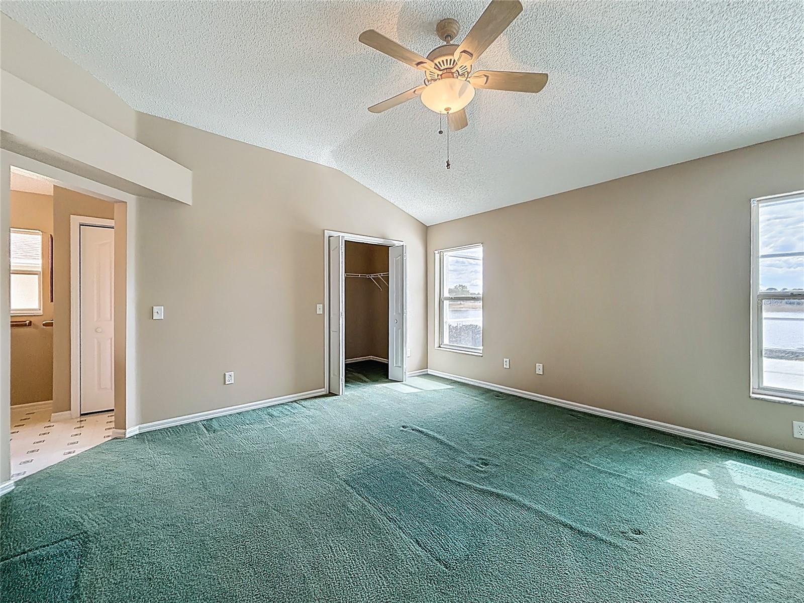 Listing photo id 32 for 2012 Enrique Drive