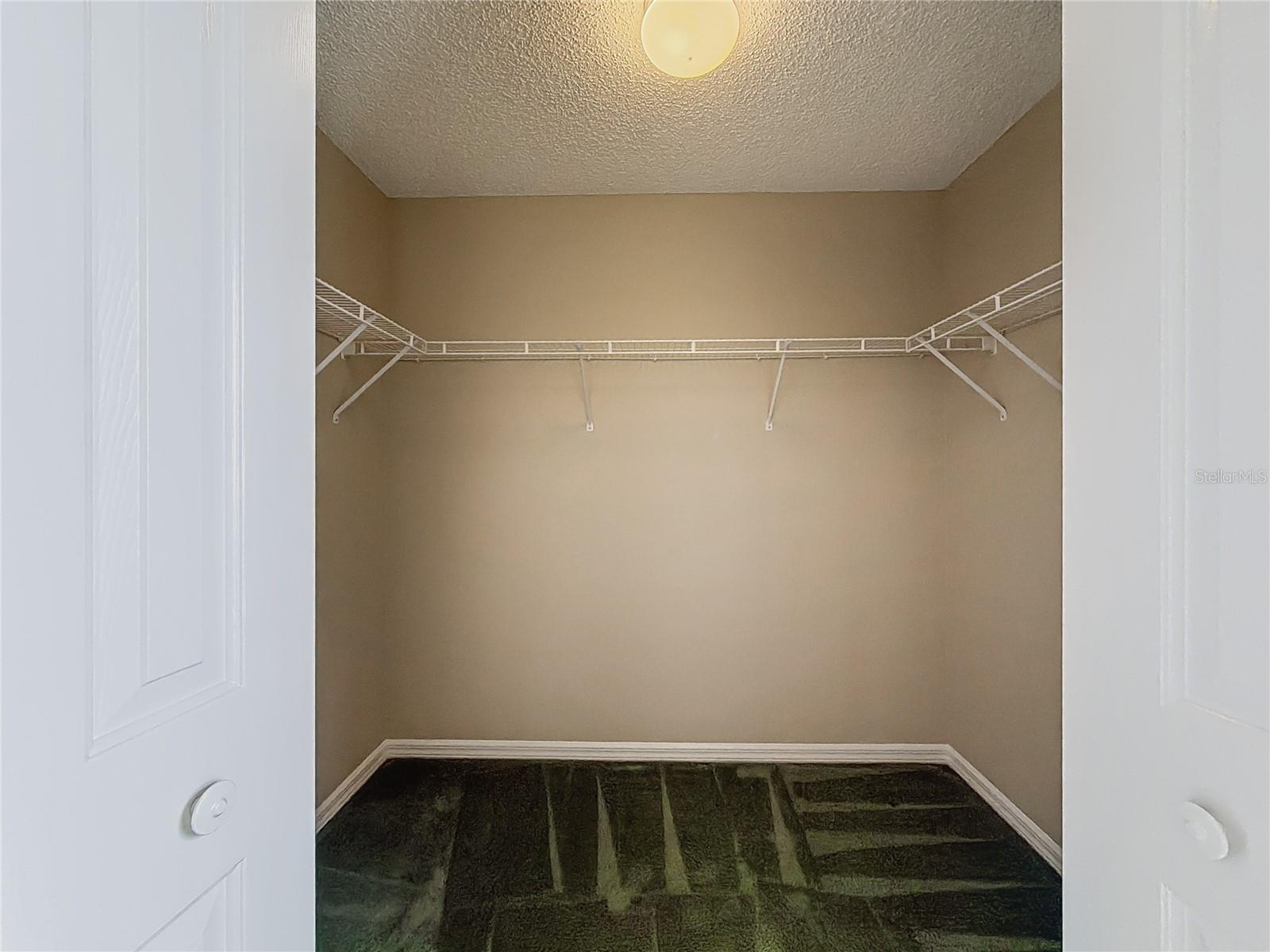 Listing photo id 35 for 2012 Enrique Drive