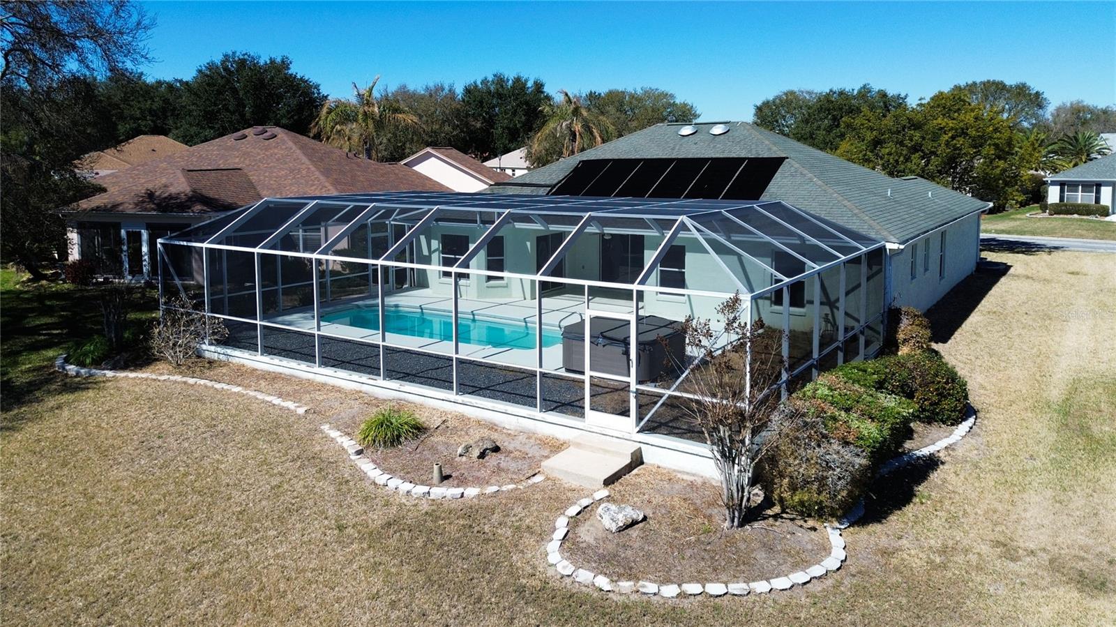 Listing photo id 50 for 2012 Enrique Drive