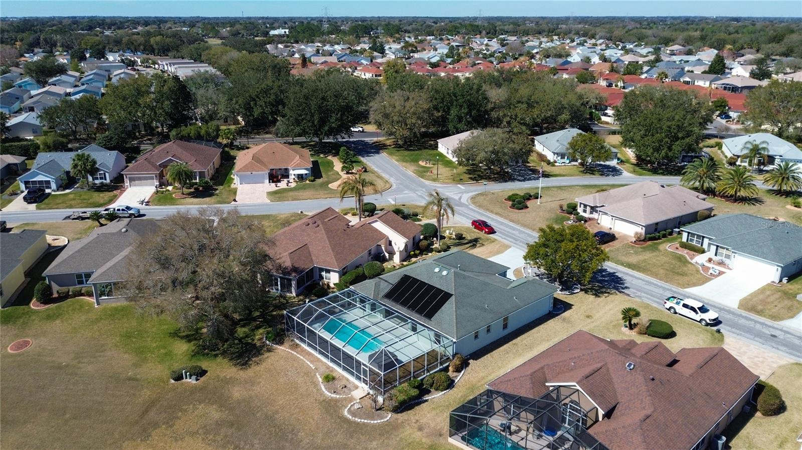 Listing photo id 52 for 2012 Enrique Drive